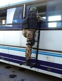 快速突擊，凌天反恐利器——戰(zhàn)術(shù)破窗梯 010-51652021