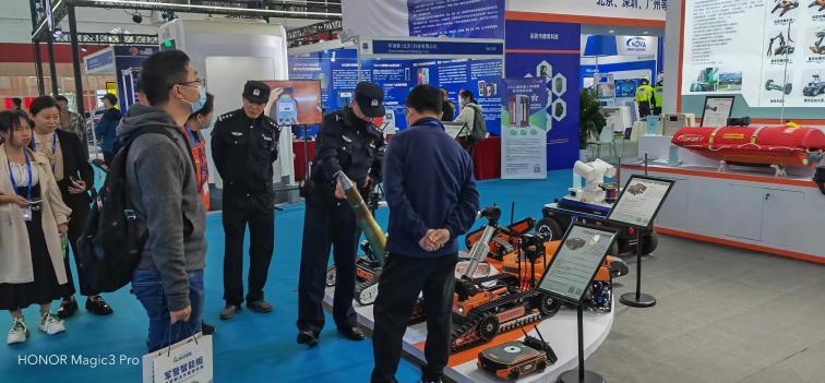 1694763801245525.jpg 1463a2bb026110dc9747e4d5e594760(1).jpg